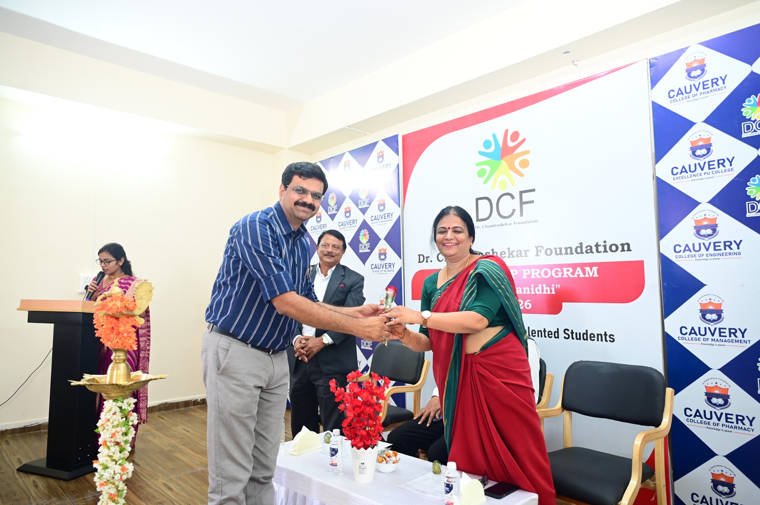 WhatsApp Image 2025-08-23 at 17.09.32